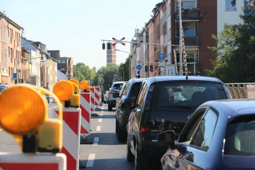 Aachener Straße: CDU fordert sofortigen Abbruch des Verkehrsversuchs